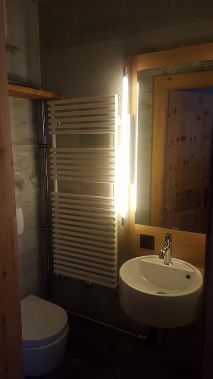 Relaxing Confortable Studio, Heated Garage, Skiroom Samedan Kültér fotó
